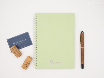 ビジネスダイアリー、ノートのカスタマイズ、ビジネスダイアリーのおすすめ、ノートメーカー、企業向けノート、ビジネスダイアリー印刷、ノート工場、企業向けギフト